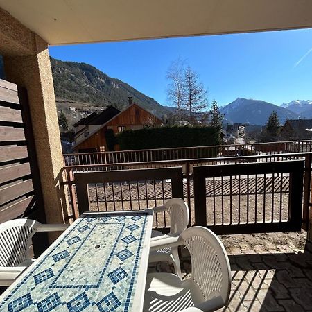 Chaleureux Appartement Moderne Briançon Exteriör bild